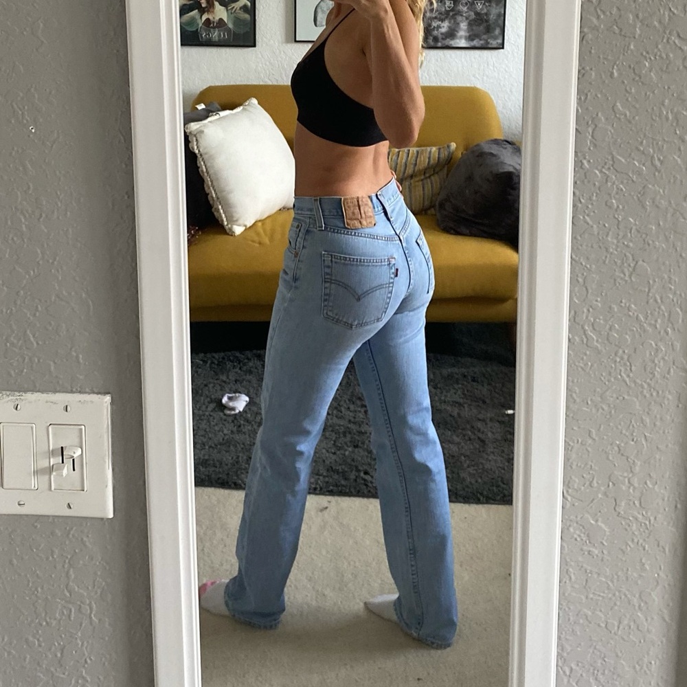 Vintage Levi’s 501 90s Ultra Blue Wash - Picture 7 of 9